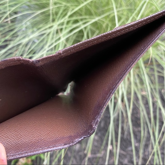 Louis Vuitton Brown Damier Bifold Wallet - Picture 8 of 11